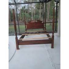 Vintage Early American Colonial Wood Four Poster Queen Bed | Chairish