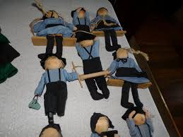 Vintage LOT OF 16 Faceless Amish Dolls (Man & Woman) Realistic Clothes 1984 | eBay