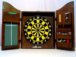 Performax King's Head Dart Board & game set with matching ...