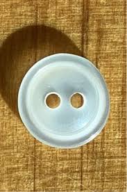 150281 White Round Polyester Button 13mm — Cashmere Goat