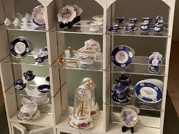 Hand Crafted Diorama of a Dining Room With Miniature Table and Chairs, China Dishes and Figurines - Etsy