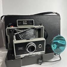 Vintage 1969 Polaroid Land Camera Model 330 (untested) Very ...
