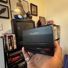 Polaroid Land Camera 600 Great condition Does work | Depop