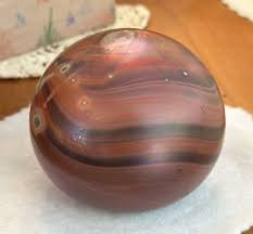 ROBERT COLEMAN ART GLASS IRIDESCENT PAPERWEIGHT....SIGNED RC ...