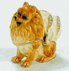Enamel Pomeranian box 2 1/2" x 2"