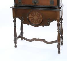 Sold at Auction: RCA Radiola 60 and Speakers Group