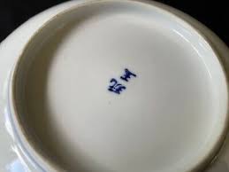 Antique Chinese Rice Eyes Chrysanthemum Bowl with spoon ~ White / Blue / Red | eBay