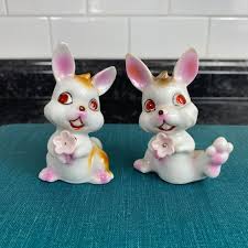 Vintage Kitsch Bunny Salt and Pepper Shakers: Red Eye Rabbit ...