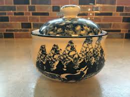 HTF - Folk Craft by Tienshan - Jar With Lid - "Wolf Design" - Blue and Cream! | eBay