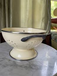 vtg enamel colander with handle off white in very good ...