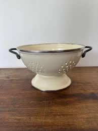 Vintage White Enamel Colander - Etsy