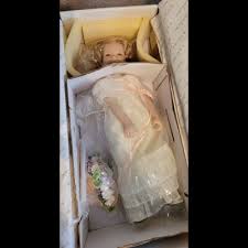 Shirley Temple Doll - Danbury Mint Collectible "Flower Girl " | eBay