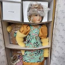 Chevron Commemorative Diecast Lledo Red Crown 1927 Gasoline ...