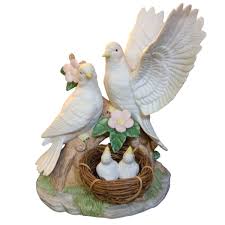 Wellington Collection - Doves With Baby Squabs - Porcelain ...