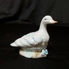 Vintage Duck & Ducklilng Figurine Blue Rose At Feet Preowned | eBay