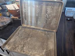 Safe to use or toss? : r/CleaningTips