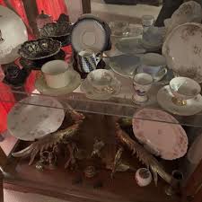 AWESOME IN AURORA @ AMERICAN ESTATE SALES | EstateSales.org