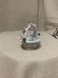 vtg Mini white ceramic basket w/ flower embellishments on handle | eBay