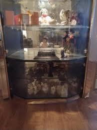 Beautiful Glass Display Case/ Hutch Filled With A Collection Of Porcelain Dolls And Glass Knickknacks for Sale in Henderson, NV - OfferUp