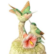 Vintage Hummingbirds Music Box Figurine by Gift World of ...