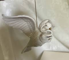 Lenox/Dove of Peace Ornament/God Bless America Banner/2002 | eBay