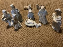 Vintage Kmart Trim A Home 12 Porcelain Nativity Figurines ...