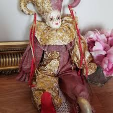 Vintage Harlequin, Doll Head Clown, Collectible. Mardi Gras Carnival Figurine, Soft Textile Body, Handpainted Face Musical Made in Korea Tag - Etsy