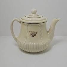 Lenox | Kitchen | Beautiful Lenox Cottage Acanthus Leaf ...