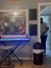 I was in an exhibit y'all 🤭 - - - - This was an AI interactive art exhibit. It was 20 minutes long and located at the @wonderspacesaustin I was so nervous!!