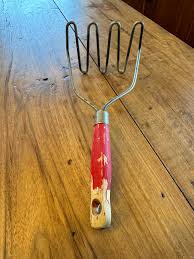 Vintage Red Handle Potato Masher, Red Wooden Handle, Metal Masher, Kitchen Utensil, 1950s - Etsy