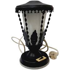 Vintage Wrought Iron Electric Table Lamp. For Sale at Ruby ...