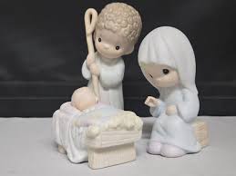 Precious Moments Figurine Set Holy Family The Nativity ...