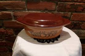 Vintage Pyrex 043 Old Orchard Casserole Dish, 1970 Pyrex Old Orchard Casserole Dish Brown Lid, 1970 Prop, Kitchen Photo Prop, Morethebuckles - Etsy