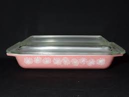 PYREX Pink Daisy Space Saver Baking Dish Lid Pink Pyrex ...