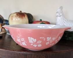 Vintage Mid Century Large Cinderella Pink Gooseberry Pyrex ...