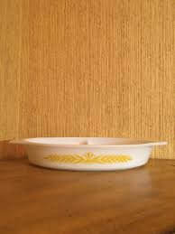 Vintage 1960's PYREX Yellow Royal Wheat Oval Divided ...