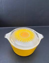 Pyrex Casserole Dish, Daisy Pyrex Bowl, Casserole Dish 1Q ...