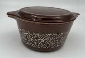 Vtg Small PYREX Woodland Brown Cinderella Casserole Dish 473 ...