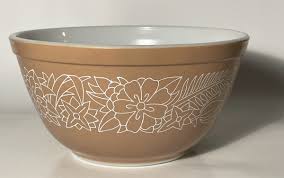 Vintage Pyrex Woodland 402 1.5L Nesting Mixing Bowl Brown ...