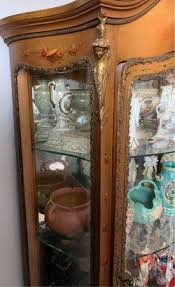 Victorian curio Cabinet for Sale in Hoffman Estates, IL - OfferUp