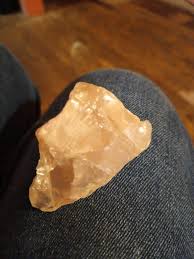 Anyone know what this is? : r/Rocks