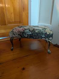 ANTIQUE FLORAL TAPESTRY FOOTSTOOL METALLIC BRASS LEGS 16" x ...