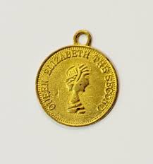 QUEEN ELIZABETH Necklace Pendant Gold Medal Charm | eBay