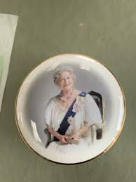 Queen Elizabeth II bowl Commemorate 100 Years Made England ...