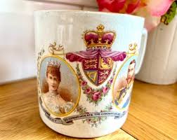 1911 Krönungsbecher. Queen Mary und George V. - Etsy.de