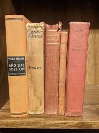 Lot of 5 Antique 1910 - 1932 Hardcover Novels in Various ...