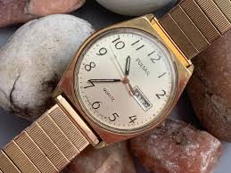 Vintage Pulsar Seiko Watch: Gold Tone Day Date, Sweep Second ...