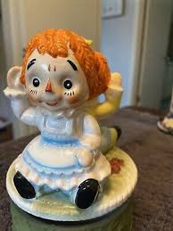 Vintage raggedy Ann and Andy music box (plays “This Old Man ...