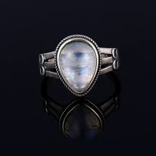 Moonstone ring "Chic & Classy" (silver) | Moonstone Ring