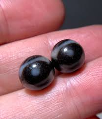 2 x Tibetan Agate Dzi Bead " 3 Eyes " Daluo Amulet 10.3mm ...